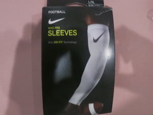 WHITE NIKE PRO SLEEVES W/LOGO